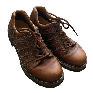 Doc Martens camel brown